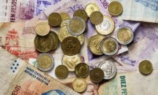 ¿Cuál es la moneda de Argentina?